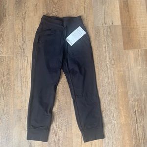 lululemon joggers